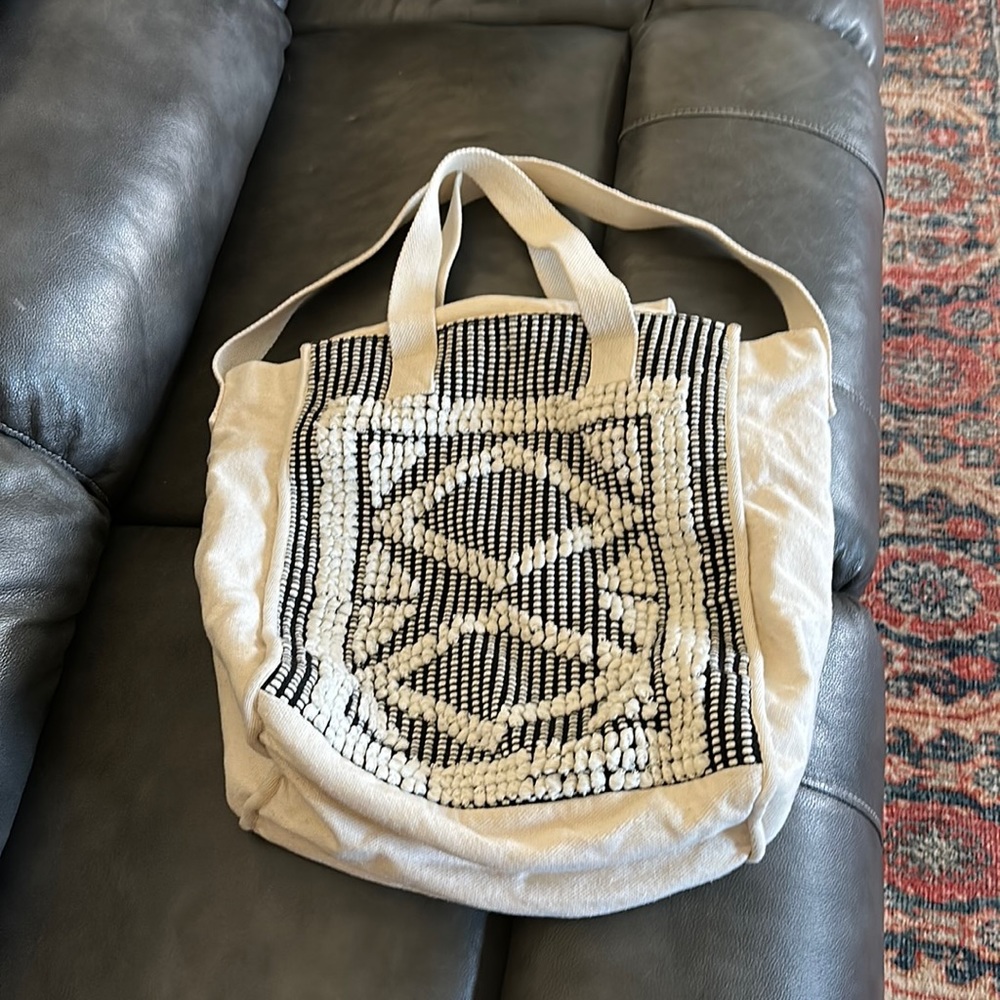 Aerie Beach Tote